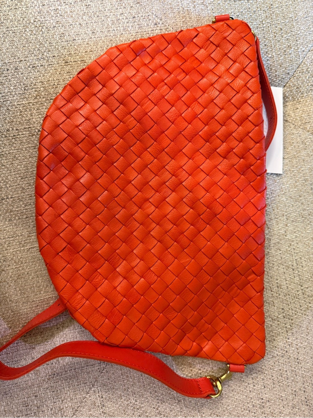 New Clare V Woven Grande Fanny Crossbody Bag - bright poppy - Picture 3 of 6